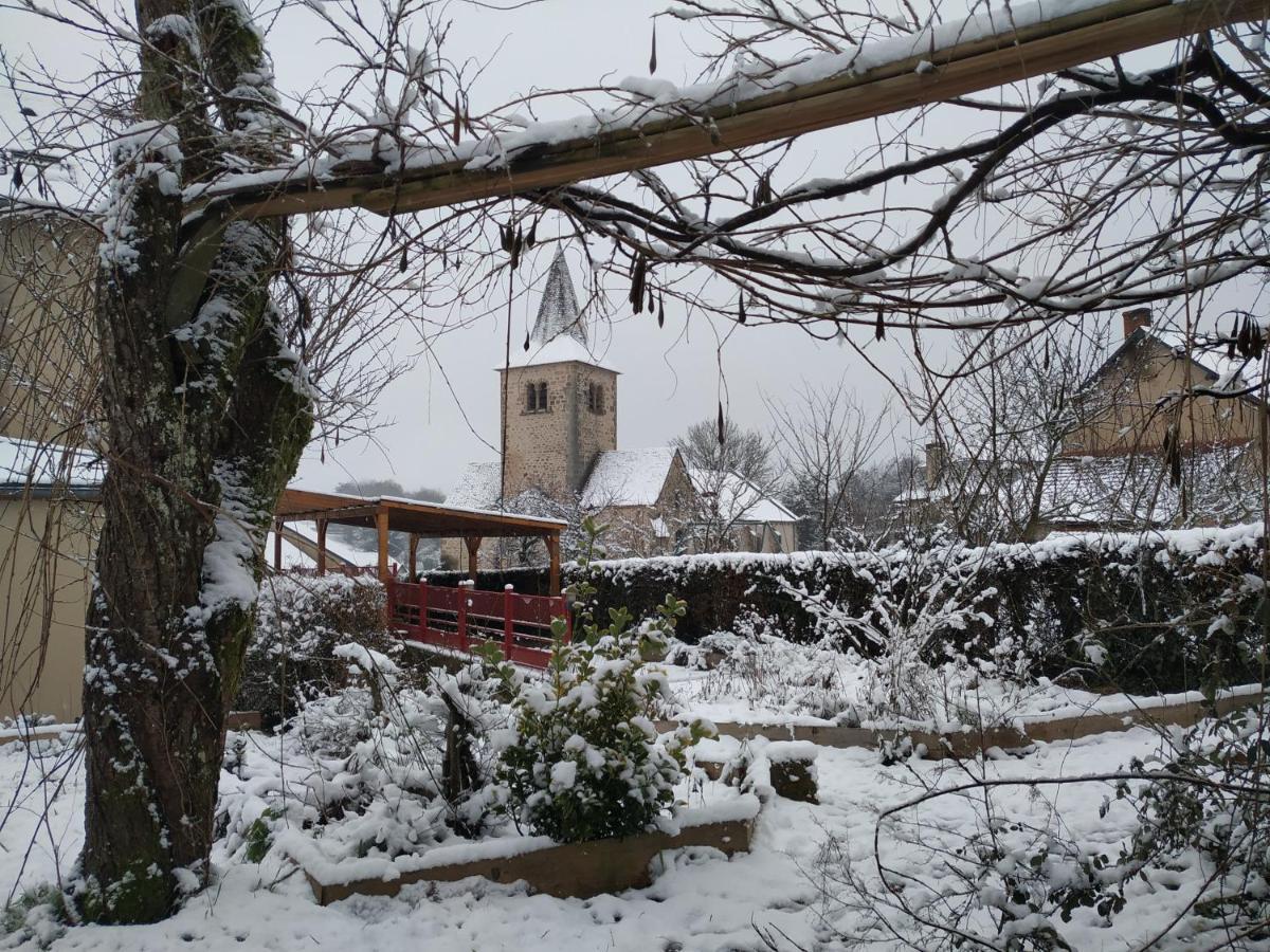 Auberge De Poil Esterno foto